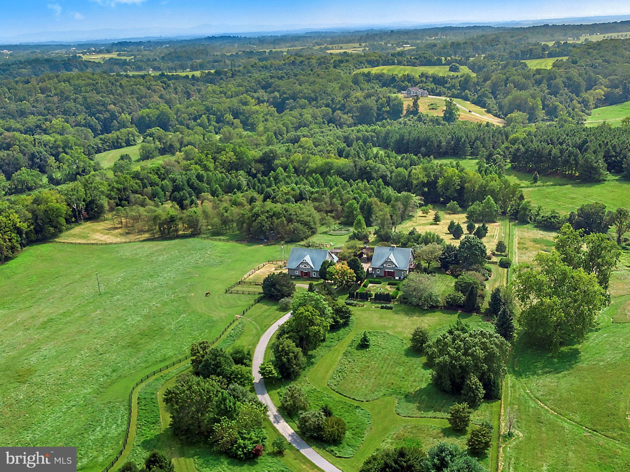 36913 Paxson Road Purcellville, VA 20132 - Photo 2 of 47 Detached residence and garage/barn/apt/office
