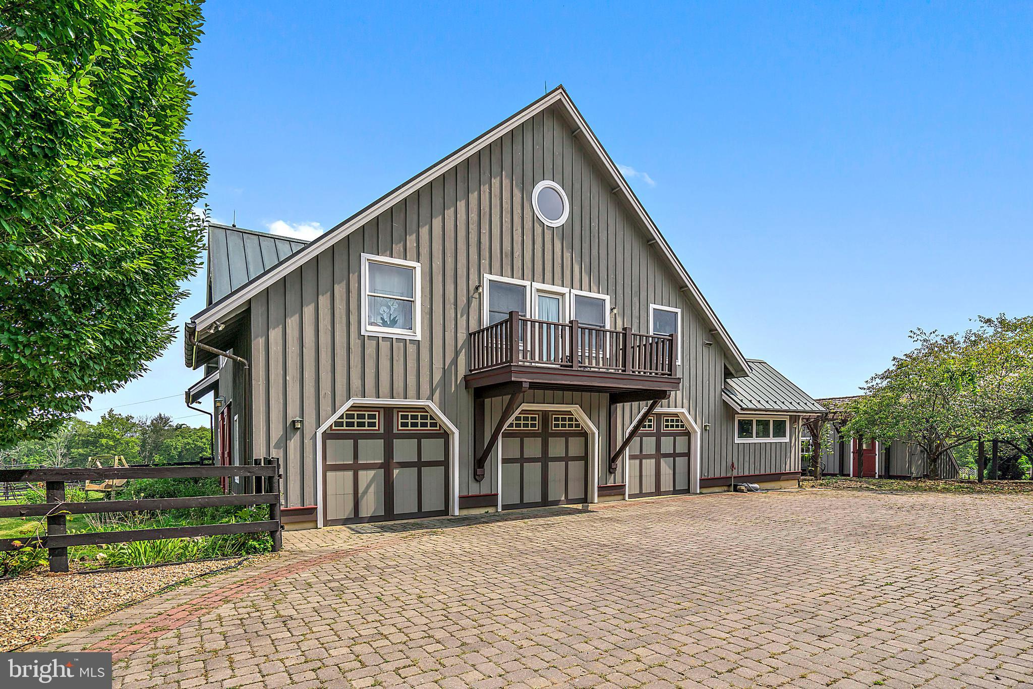36913 Paxson Road Purcellville, VA 20132 - Photo 44 of 47 Front of garage/barn/apartment/office