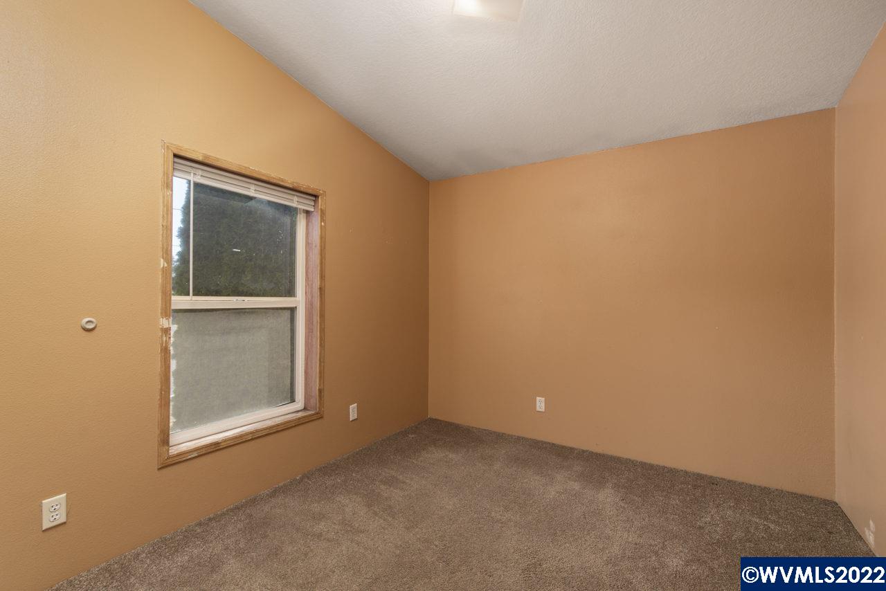 716 Hoffman Road Northeast, Unit 51 Salem, OR 97301 - Photo 22 of 28