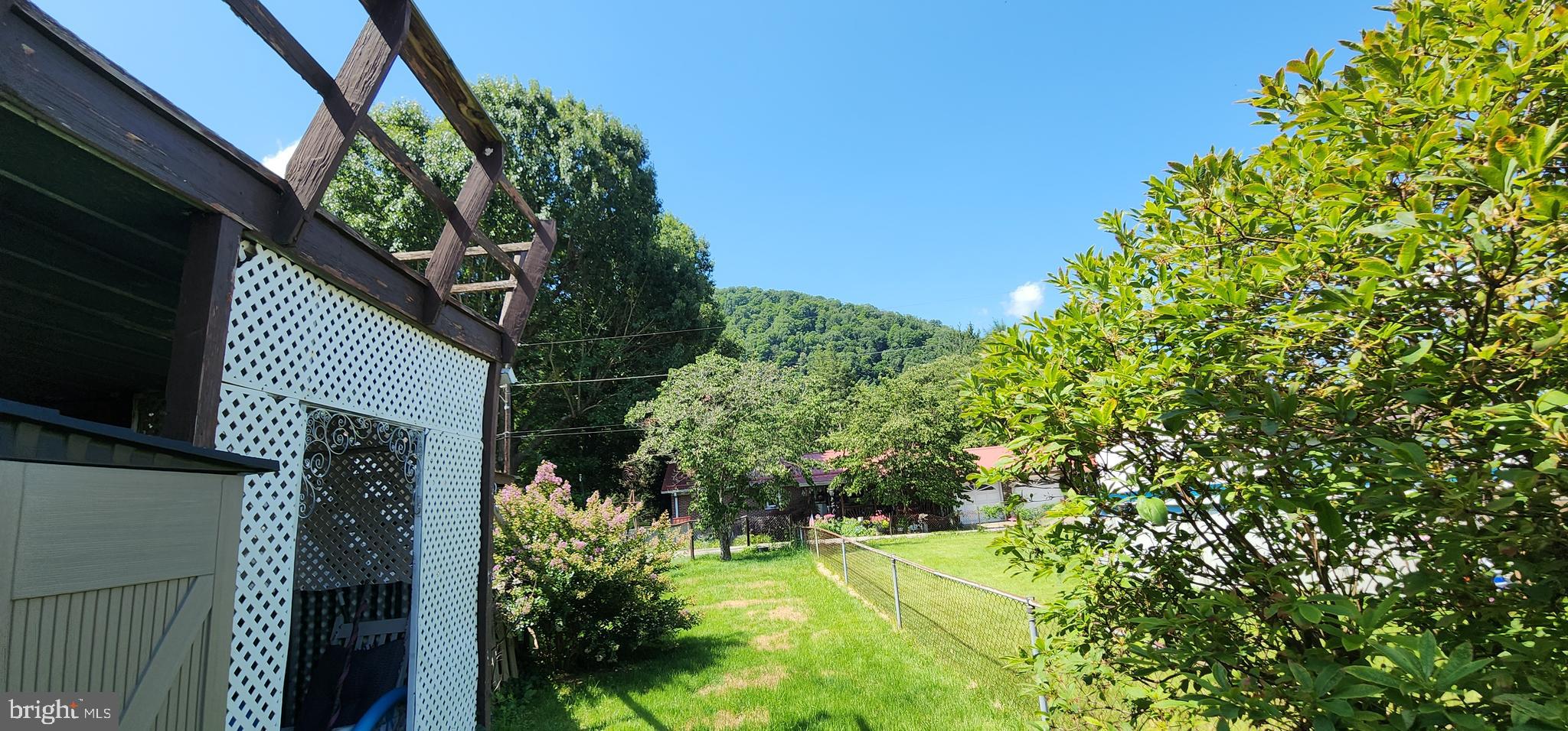 502 Alexander Street Cedar Grove, WV 25039 - Photo 8 of 63