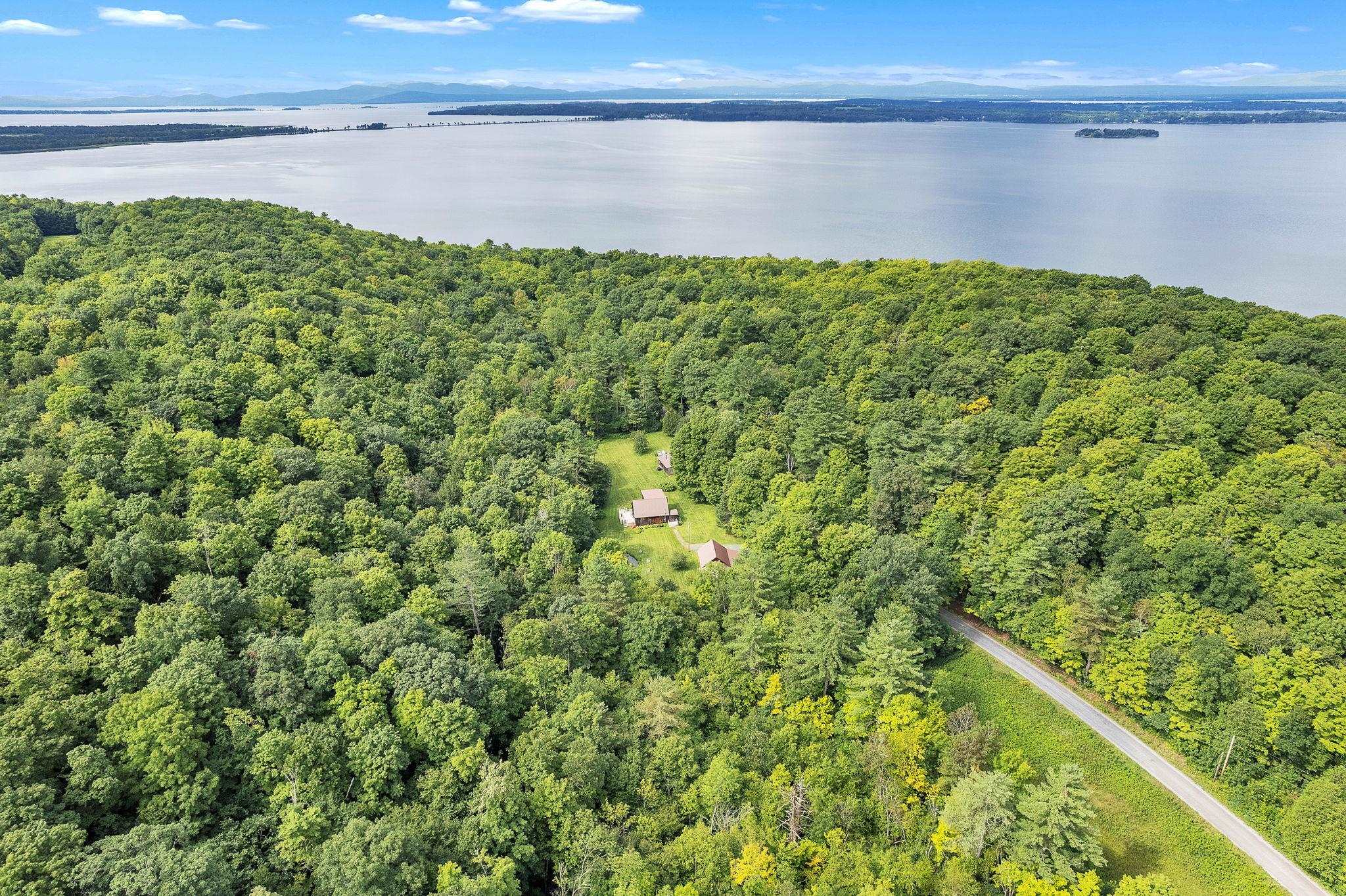 122 Cold Spring Road Milton, VT 05468 - Photo 24 of 40