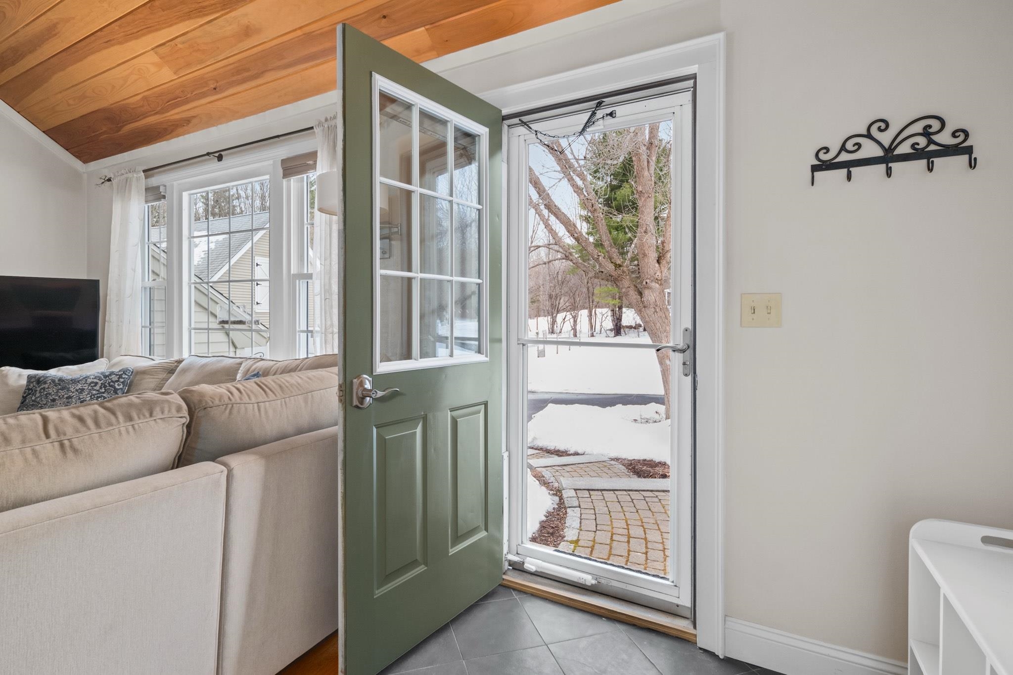 6 Meloon Road Greenland, NH 03840 - Photo 7 of 43