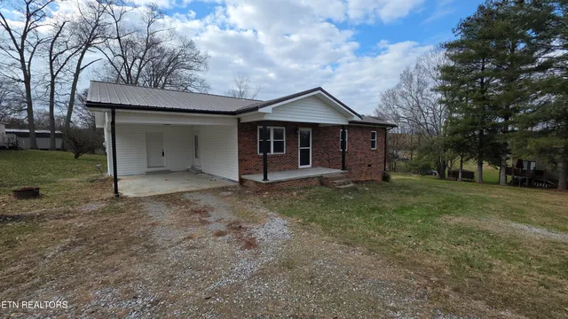$228,000 | 120 Overhill Drive, Sweetwater, TN 37874