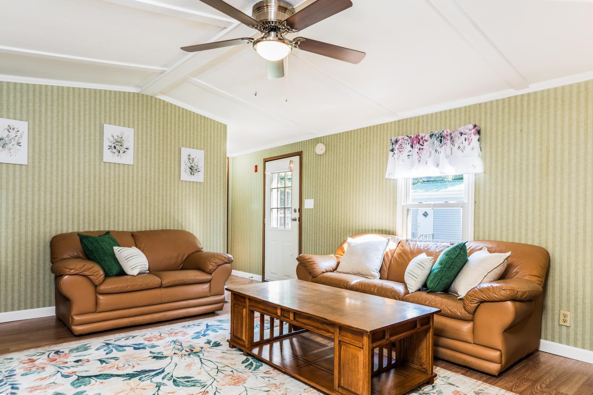 39 Hilton Avenue Exeter, NH 03833 - Photo 21 of 38