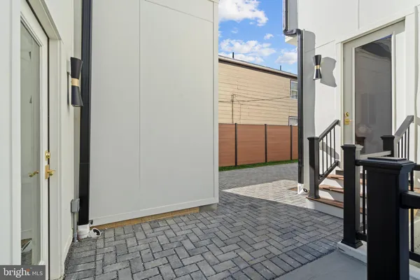 $2,249,000 | 2520 5th Street South, Arlington, VA 22204
