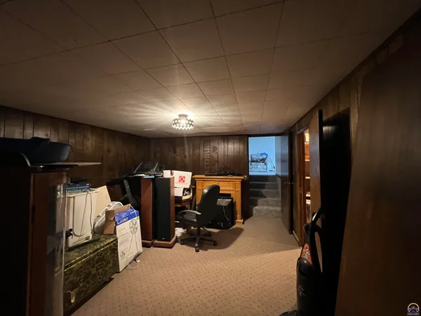 $219,900 | 2033 West 7th Avenue, Emporia, KS 66801