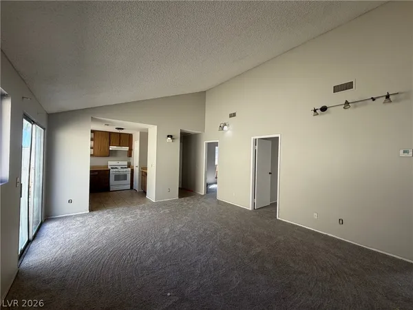 $1,700 | 6824 West Atrium Avenue, Las Vegas, NV 89108