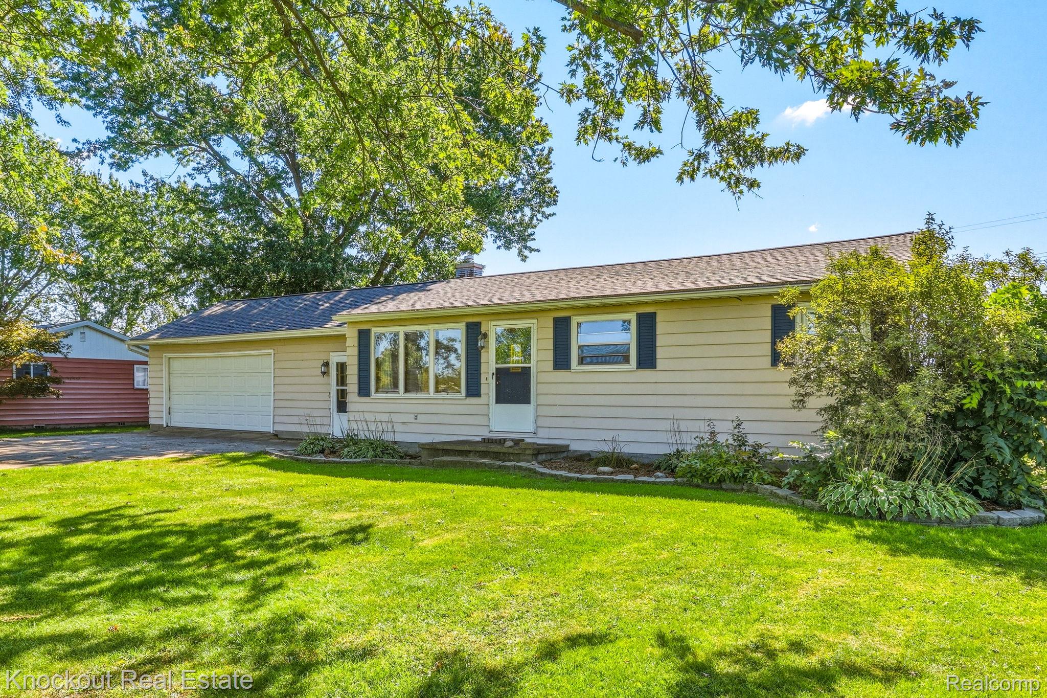 5075 Millington Road Millington, MI 48746 - Photo 6 of 47 3-web-or-mls-5075 Millington -3.jpg