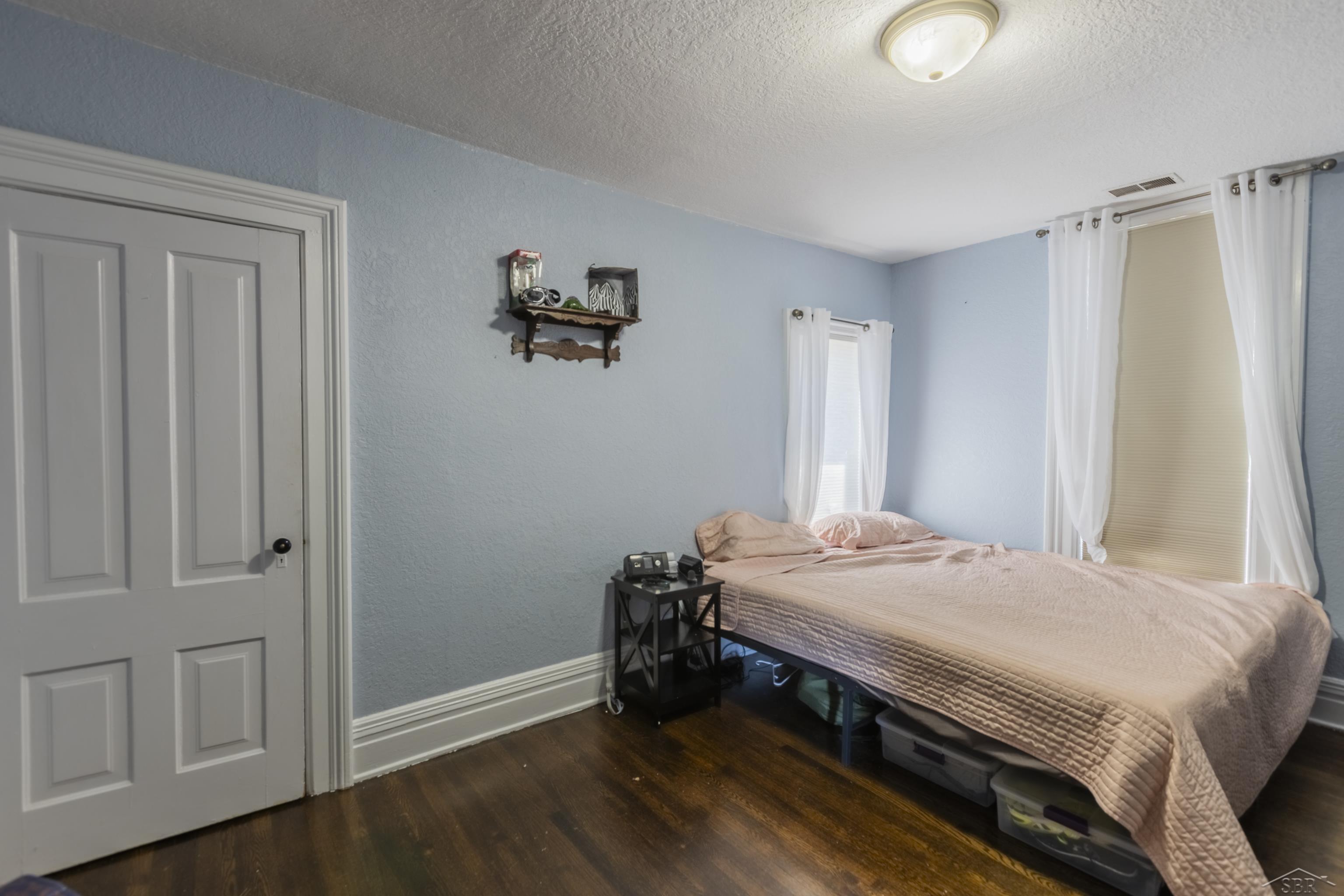 908 North Sherman Street Bay City, MI 48708 - Photo 14 of 29 50139497-1e0320eb-e585-4ed0-a4aa-a76953327967.JPG