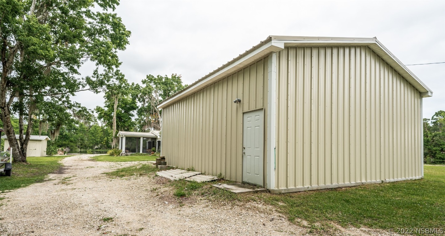4268 Clinton Cemetery Road Edgewater, FL 32141 - Photo 12 of 50 Gallery Image 12