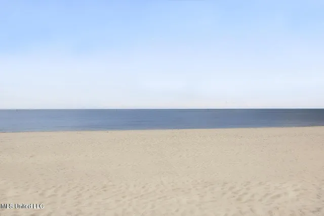 $1,800 | 1664 Beach Boulevard, Unit 35, Biloxi, MS 39531