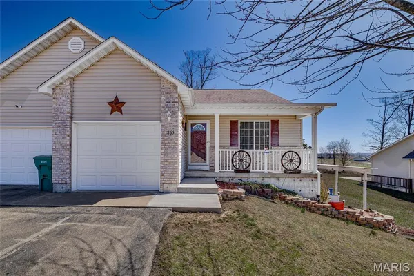 $185,000 | 1865 Black Oak Drive, Farmington, MO 63640