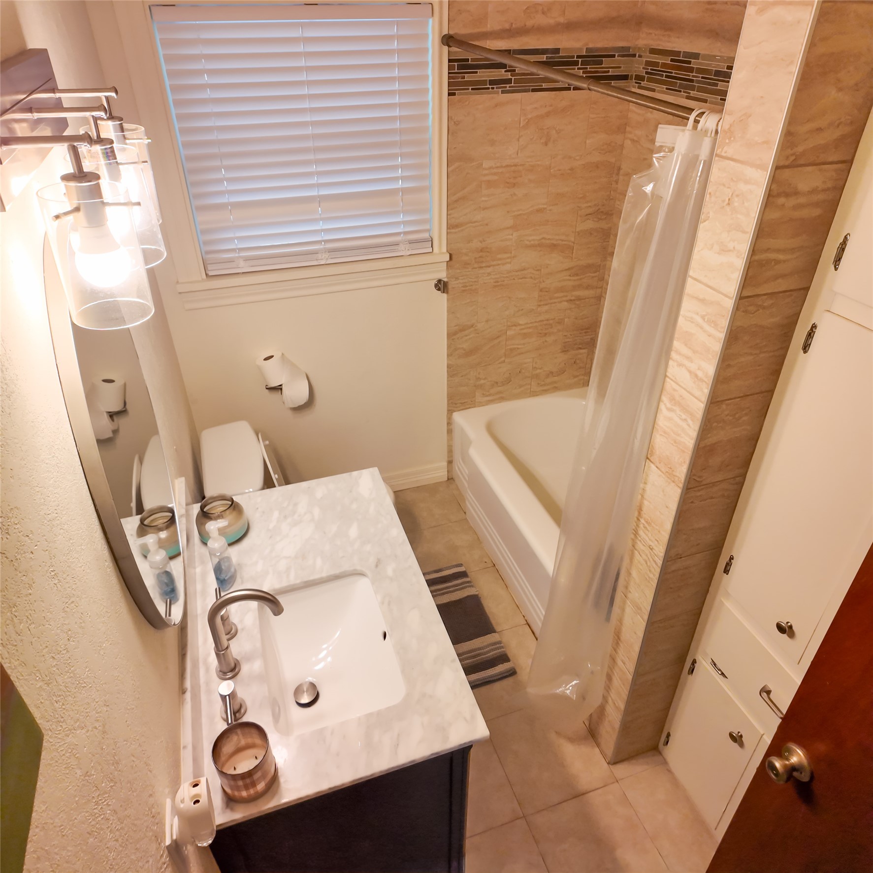 317 Harbert Street Columbus, TX 78934 - Photo 6 of 18 bathroom