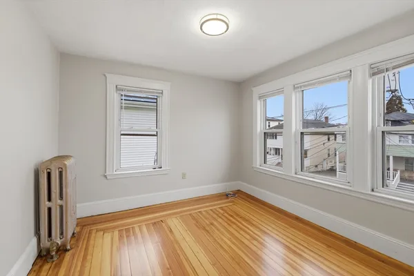 $3,200 | 54 Thomas Street, Unit 2, Medford, MA 02155