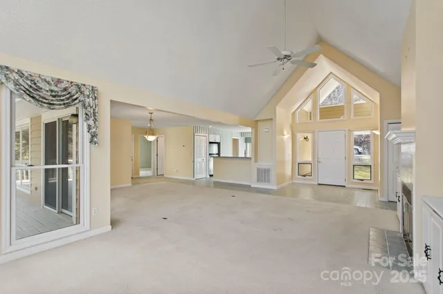 $495,000 | 514 Cobblestone Lane, Flat Rock, NC 28731