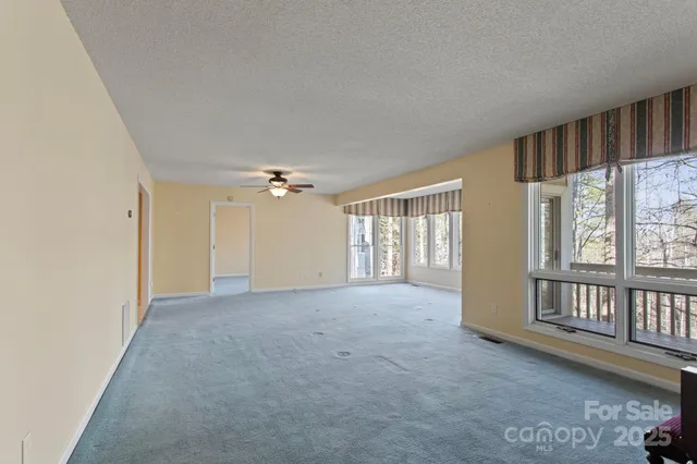 $495,000 | 514 Cobblestone Lane, Flat Rock, NC 28731