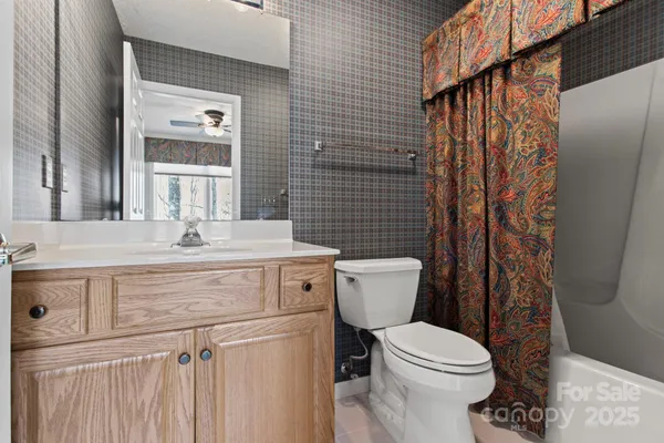 $495,000 | 514 Cobblestone Lane, Flat Rock, NC 28731