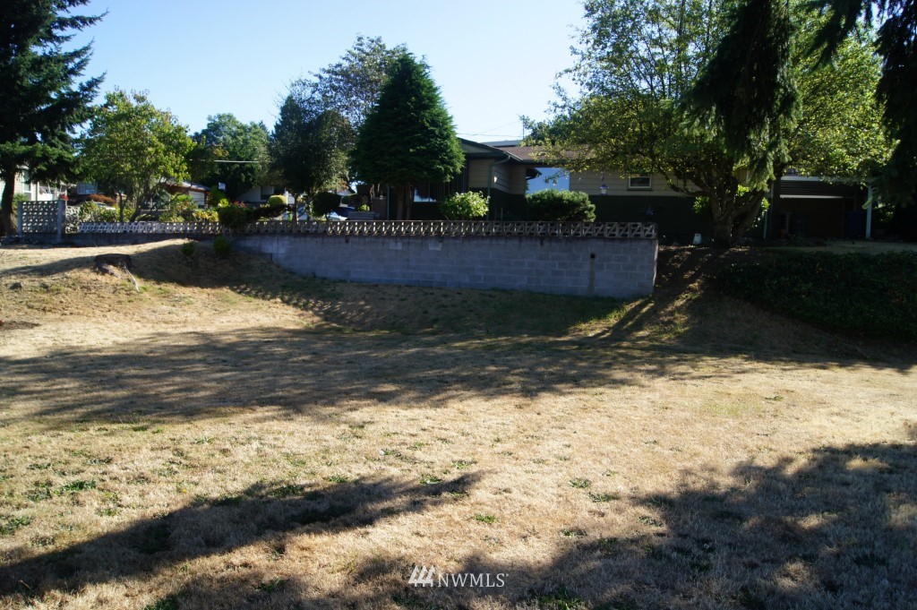 1311 North 26th Street Renton, WA 98056 - Photo 5 of 8