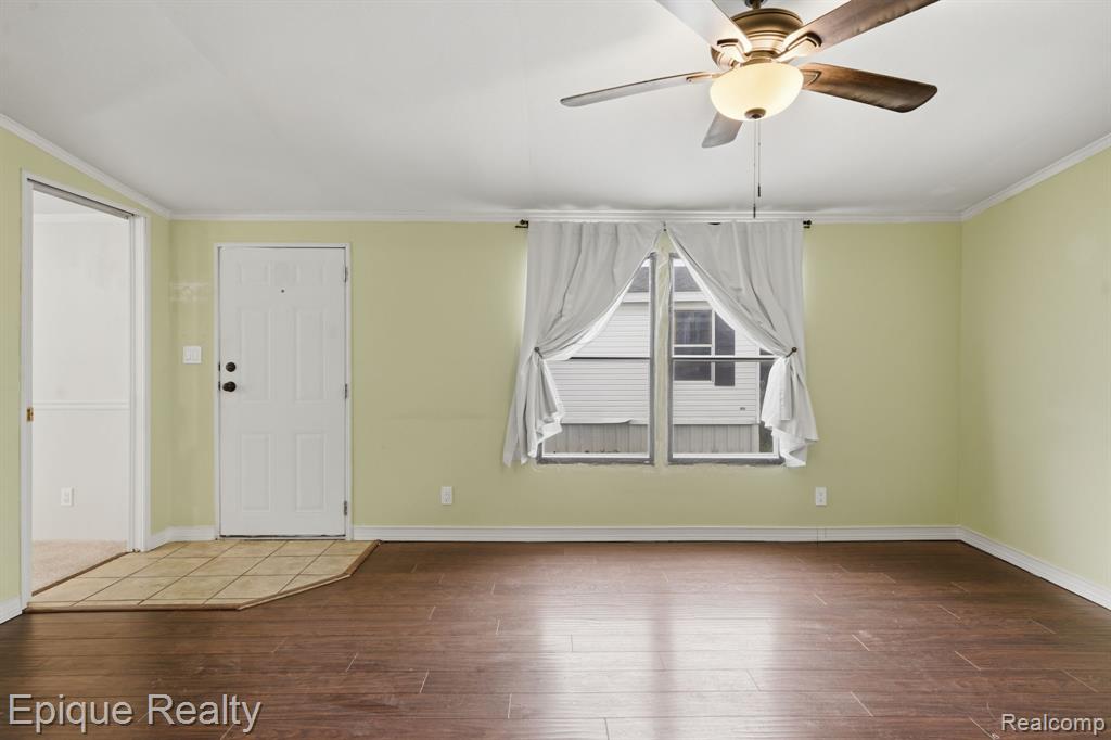 135 Hunters Rill Lapeer, MI 48446 - Photo 7 of 25