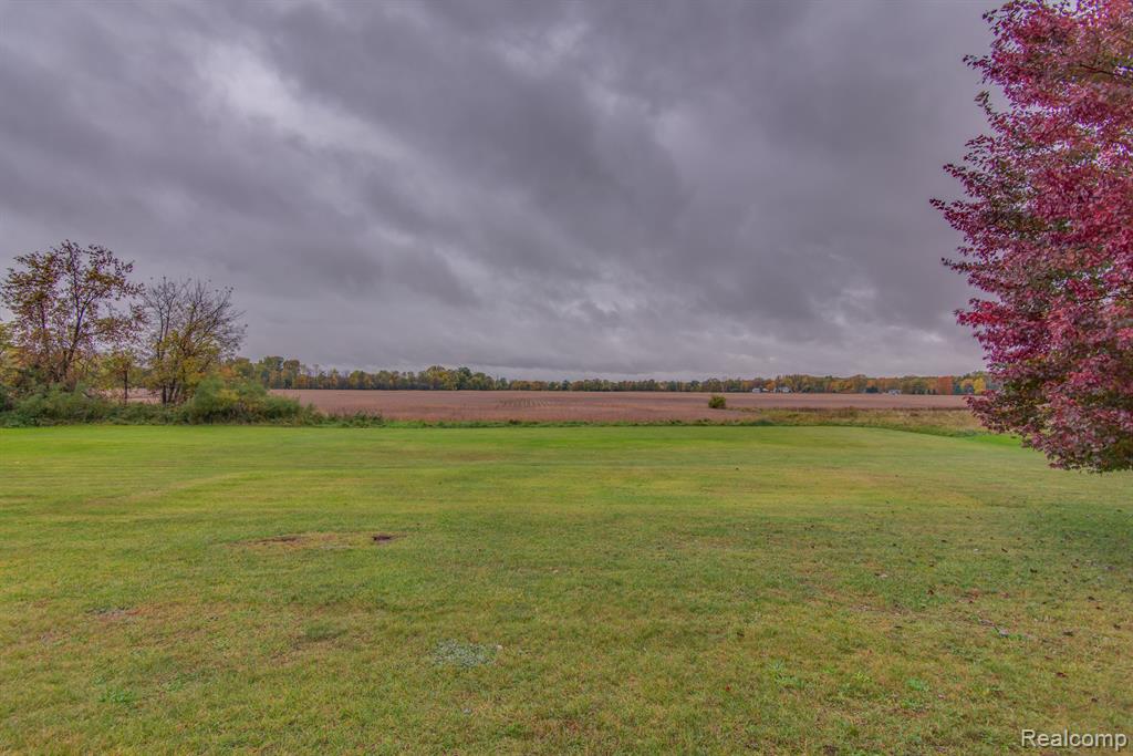 9730 Bell Road Birch Run, MI 48415 - Photo 31 of 40