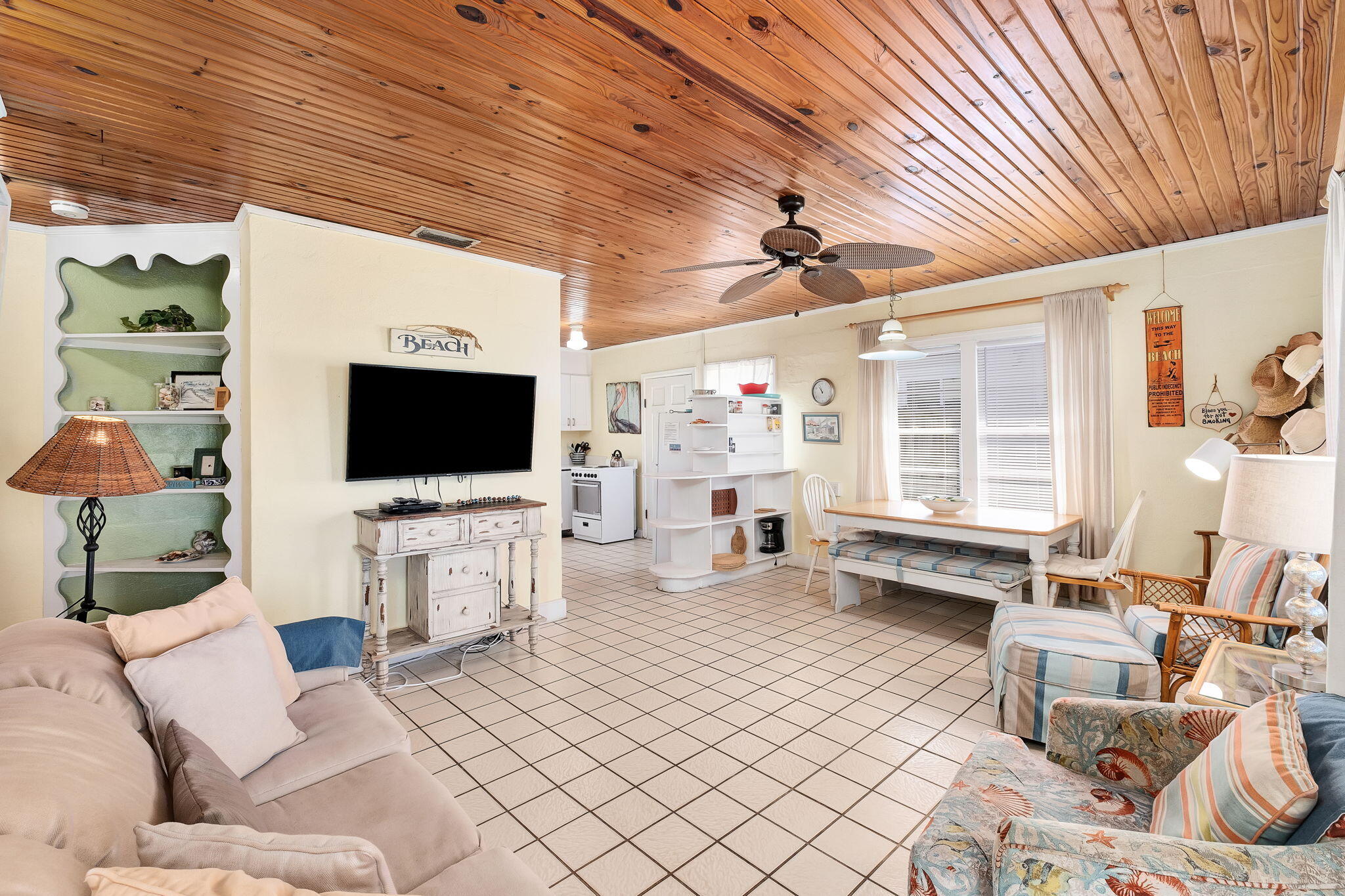 22019 Front Beach Road Panama City Beach, FL 32413 - Photo 10 of 19 4-web-or-mls-dune-lake-studio-4
