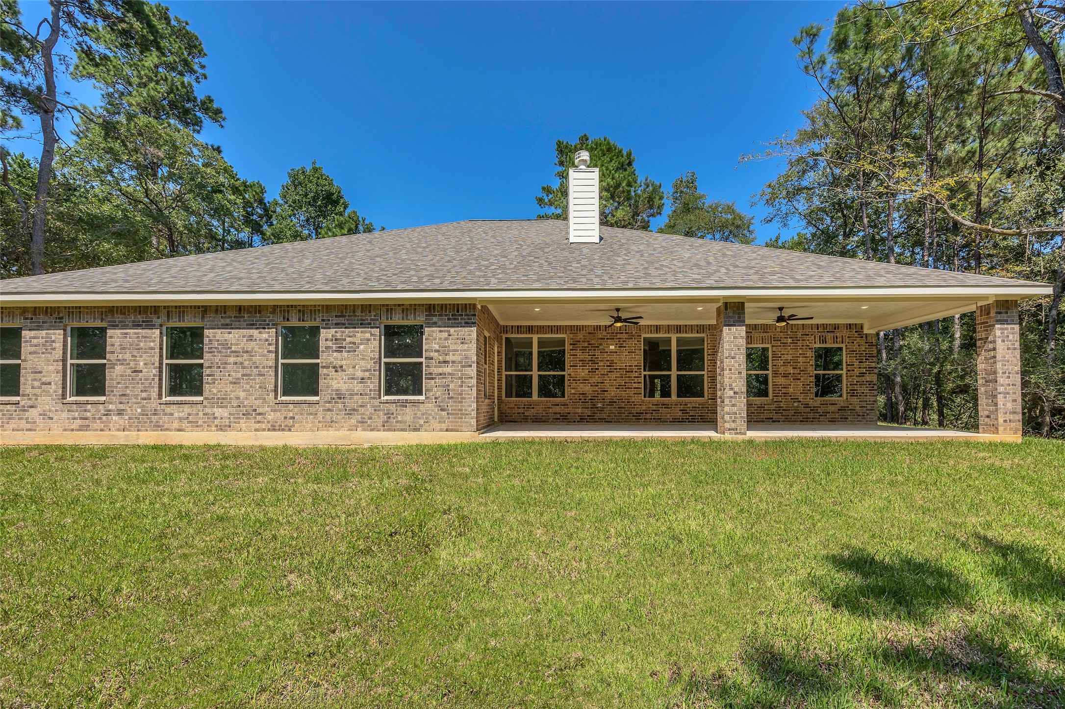 162 Bighorn Road Huntsville, TX 77340 - Photo 6 of 48