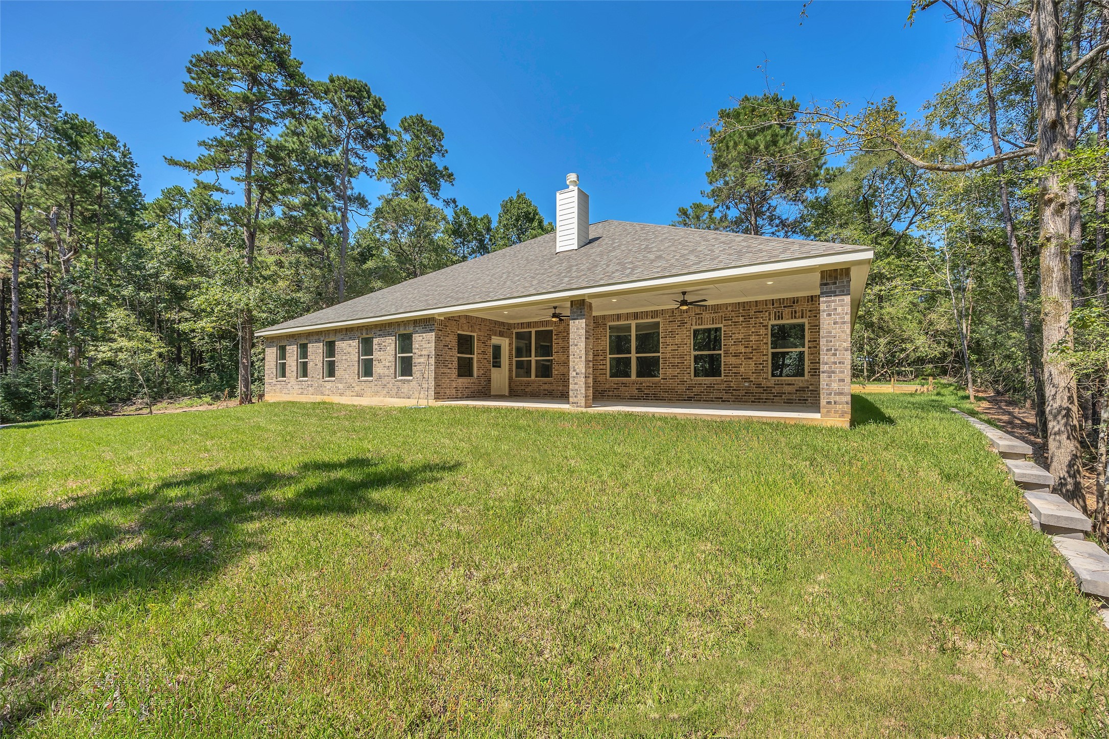 162 Bighorn Road Huntsville, TX 77340 - Photo 7 of 48