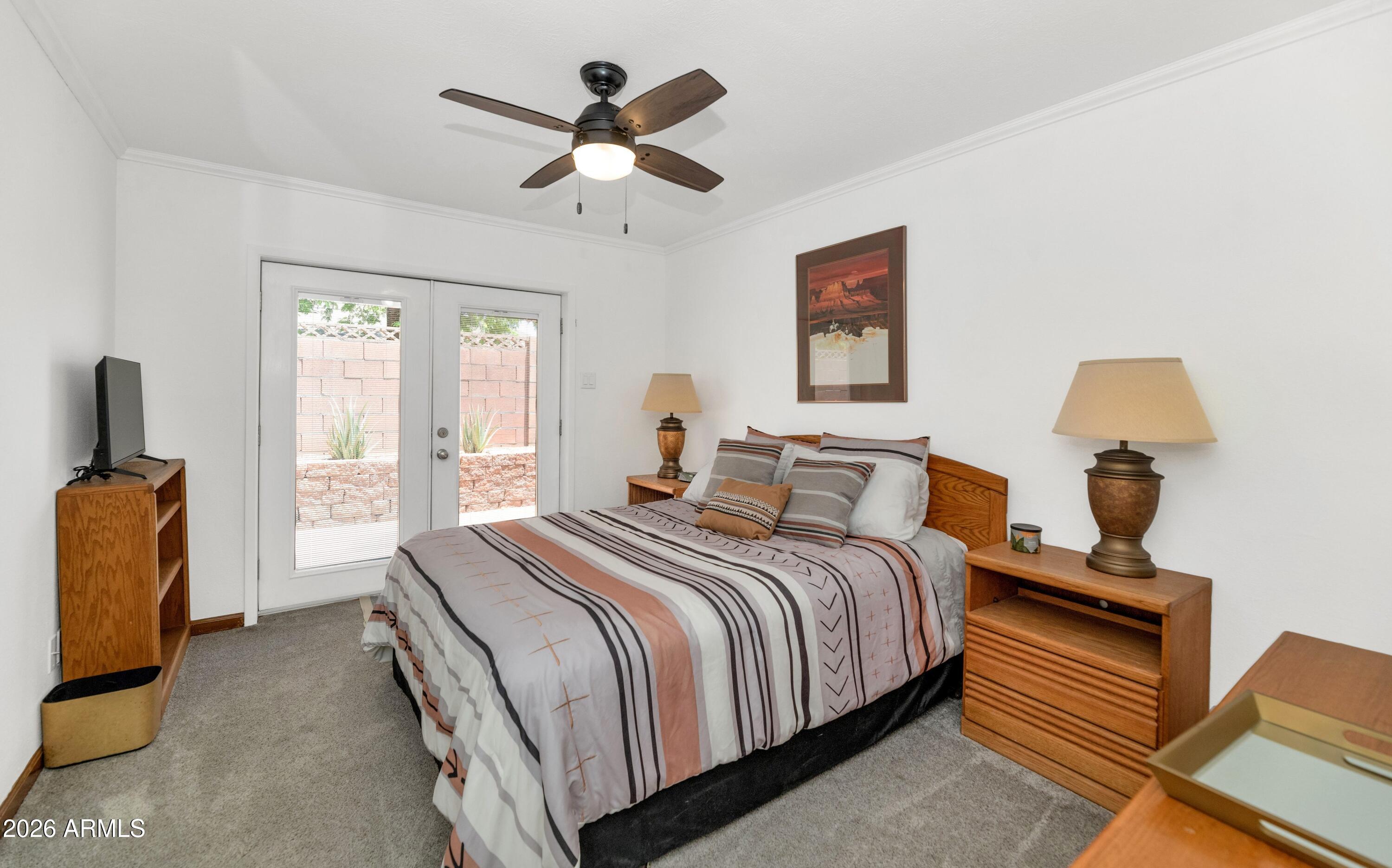 4406 North Dromedary Road Phoenix, AZ 85018 - Photo 18 of 23 020-012-TOD2438-4200x2621