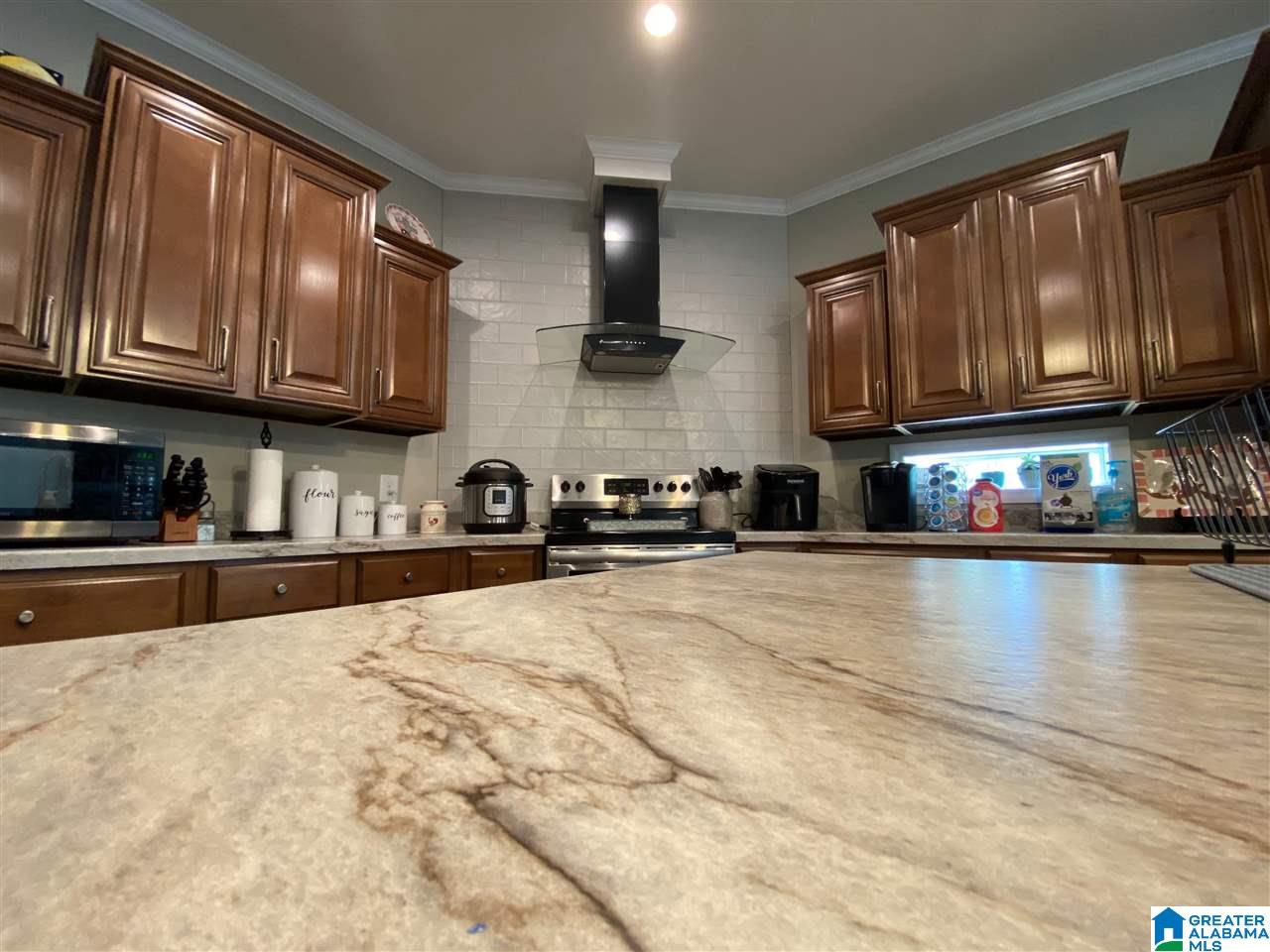 1572 Highway 191 Jemison, AL 35085 - Photo 3 of 23