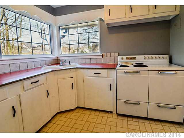 3000 Sharon View Road Charlotte, NC 28210 - Photo 3 of 16 Gallery Image 3