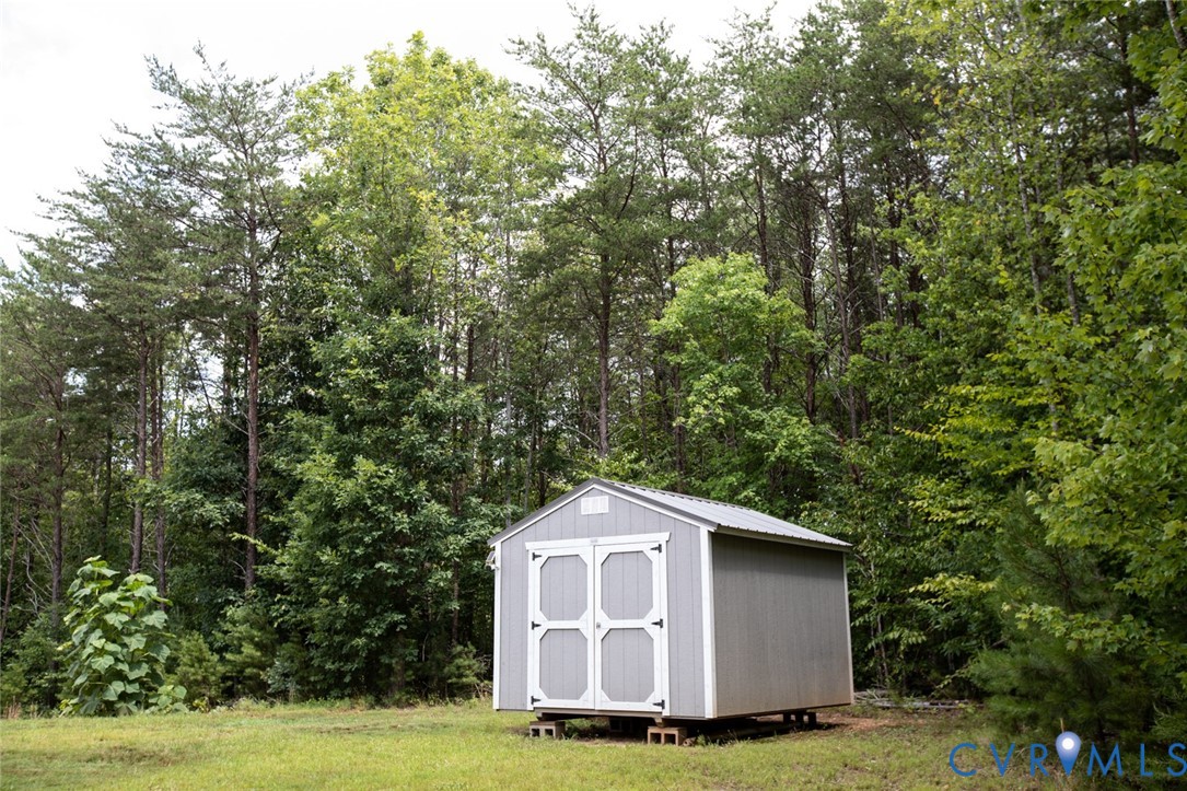 1487 Spencer Road Dillwyn, VA 23936 - Photo 32 of 40 Shed for all your tools and hobbies