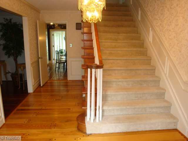 7595 Lasater Road Clemmons, NC 27012 - Photo 3 of 16 Entry.