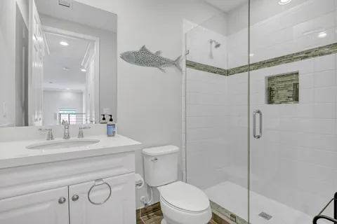 $1,824,990 | 10 Kintyre Road, Palm Beach Gardens, FL 33418