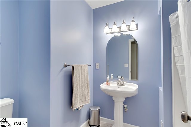 118 Old Hickory Point Greenville, SC 29607 - Photo 22 of 25 Gallery Image 22