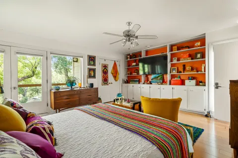 $1,250,000 | 5932 Highland Hills Drive, Austin, TX 78731