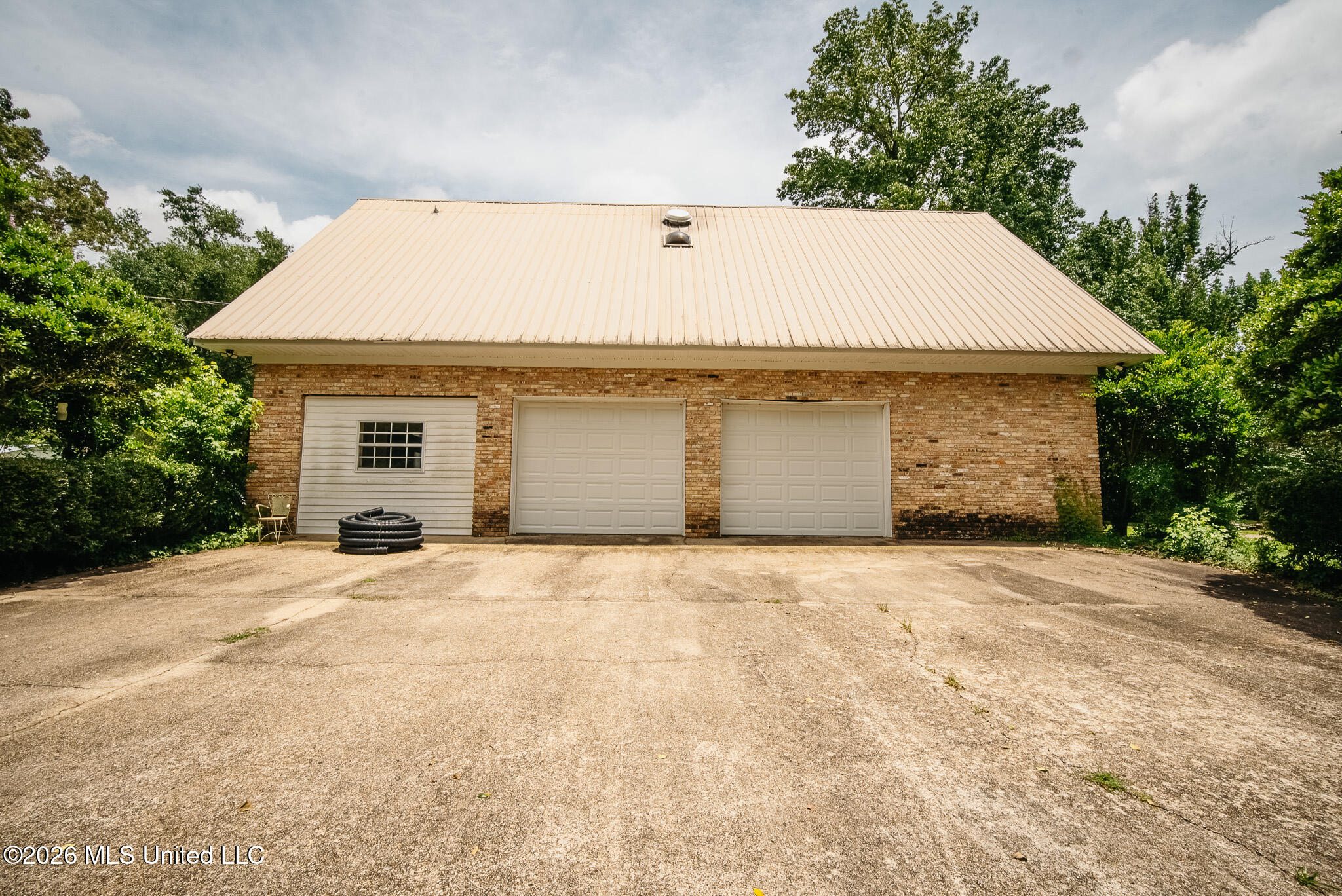 2139 Warren Hood Road Hermanville, MS 39086 - Photo 6 of 115 Garage
