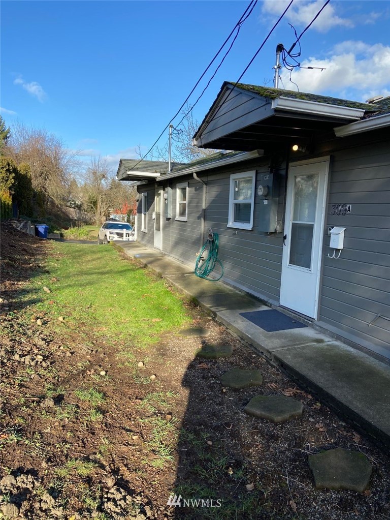 309 Taylor Avenue Northwest Renton, WA 98057 - Photo 3 of 27 Gallery Image 3