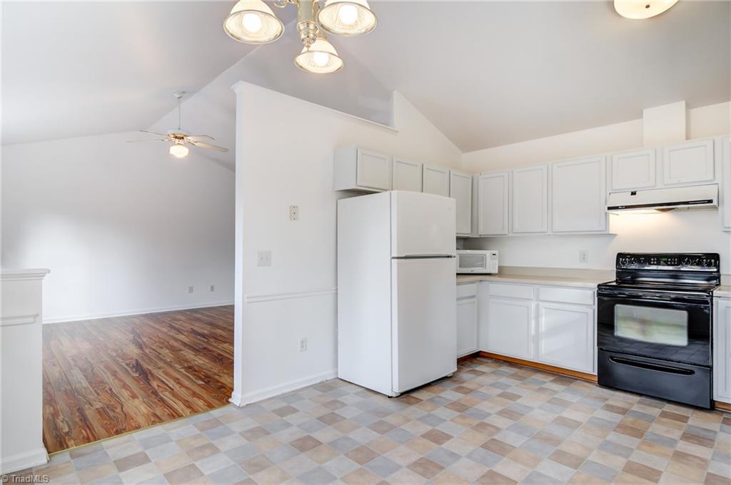 4690 Hampton Road Clemmons, NC 27012 - Photo 11 of 30 Gallery Image 11