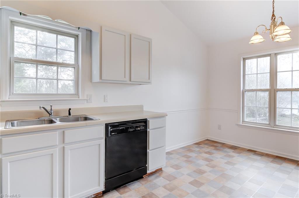 4690 Hampton Road Clemmons, NC 27012 - Photo 13 of 30 Gallery Image 13