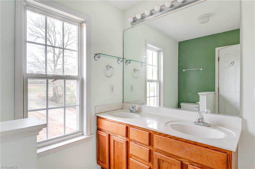 4690 Hampton Road Clemmons, NC 27012 - Photo 16 of 30 Gallery Image 16