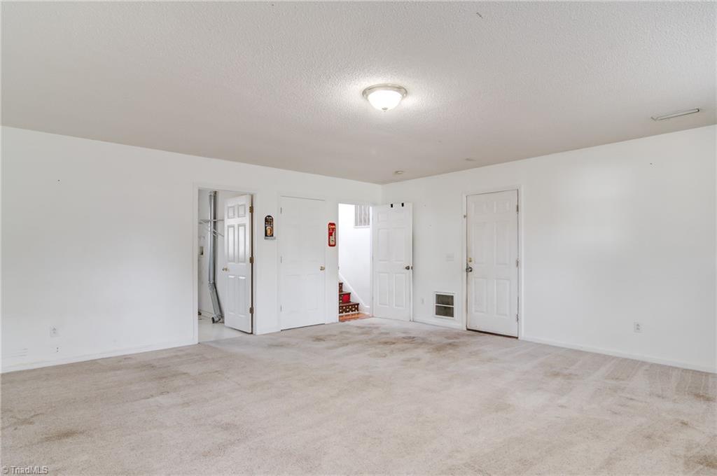 4690 Hampton Road Clemmons, NC 27012 - Photo 24 of 30 Gallery Image 24