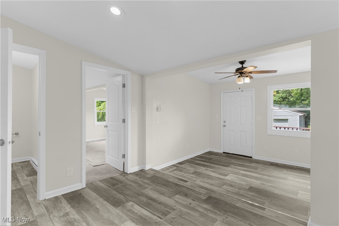 1424 Carson Salt Road Warren, OH 44481 - Photo 11 of 37 Gallery Image 11