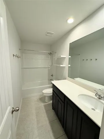 $2,400 | 349 Paloma Street, Weatherford, TX 76087