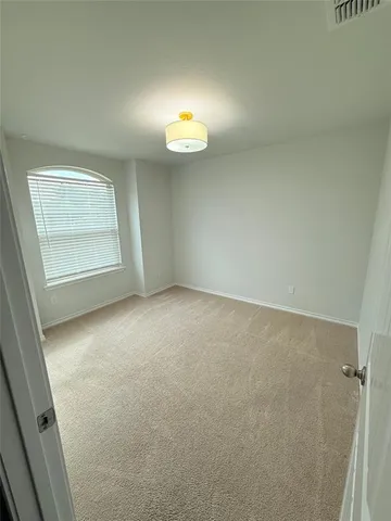 $2,400 | 349 Paloma Street, Weatherford, TX 76087