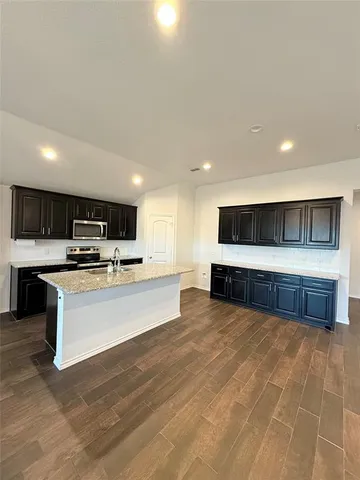 $2,400 | 349 Paloma Street, Weatherford, TX 76087