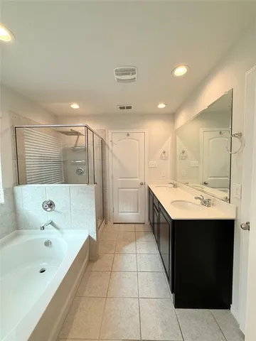 $2,400 | 349 Paloma Street, Weatherford, TX 76087