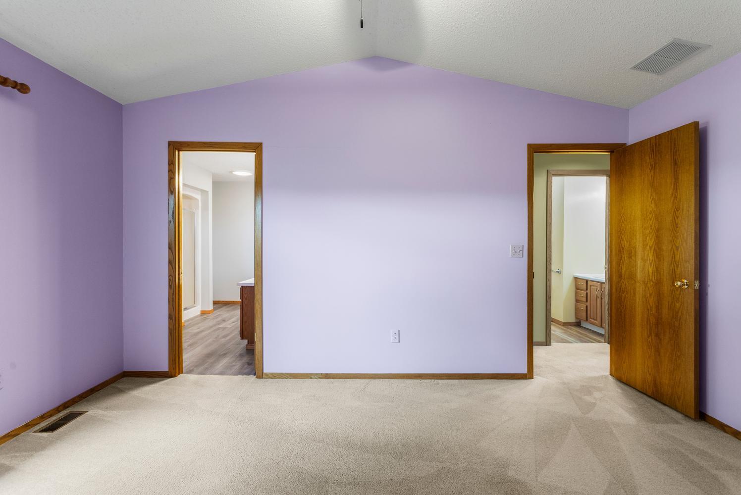 2005 Eagle Ridge Court, Unit D Urbana, IL 61802 - Photo 24 of 34