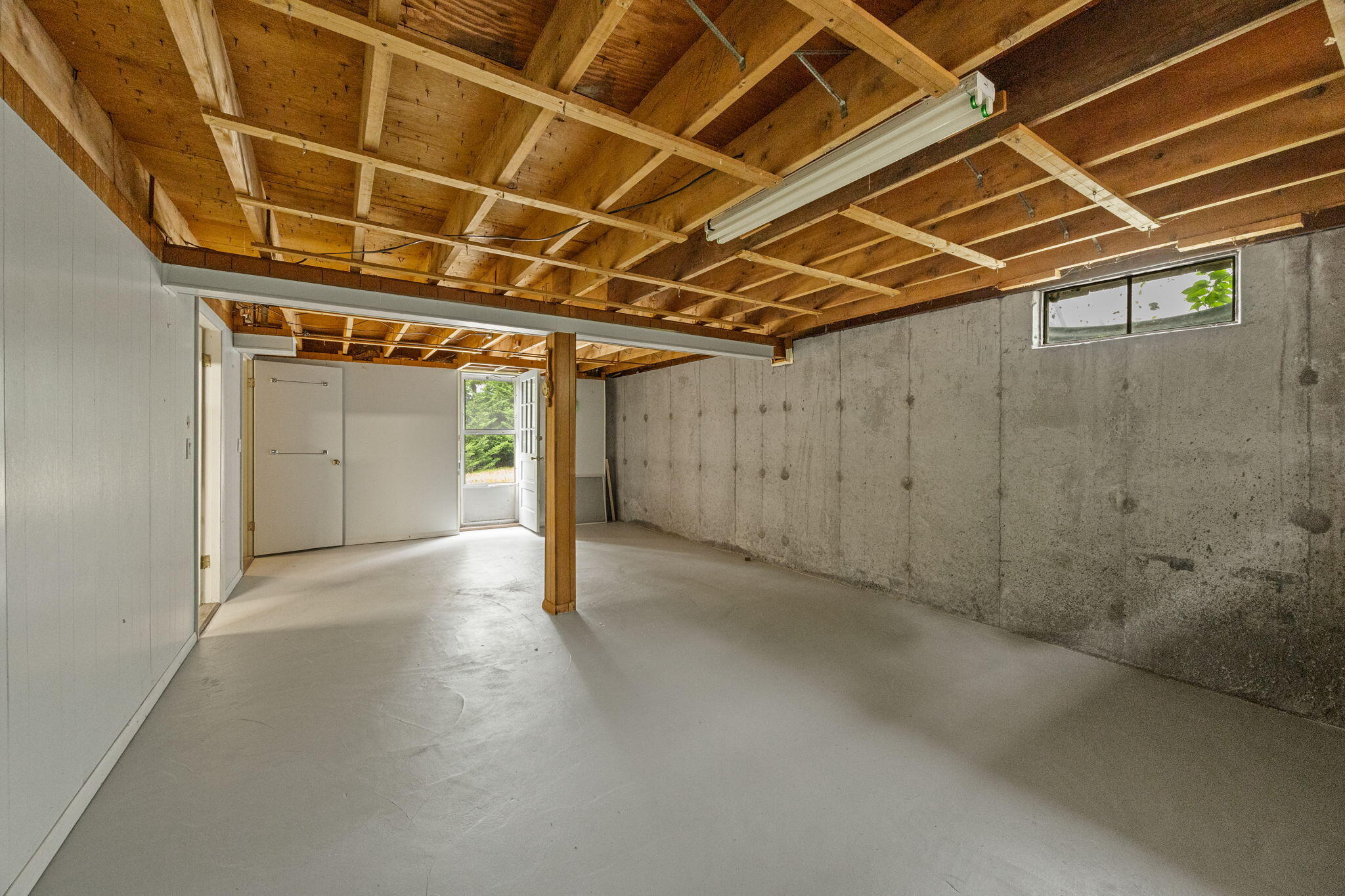 21 Green Way South Yarmouth, MA 02664 - Photo 28 of 42 a view of a empty room with a roof