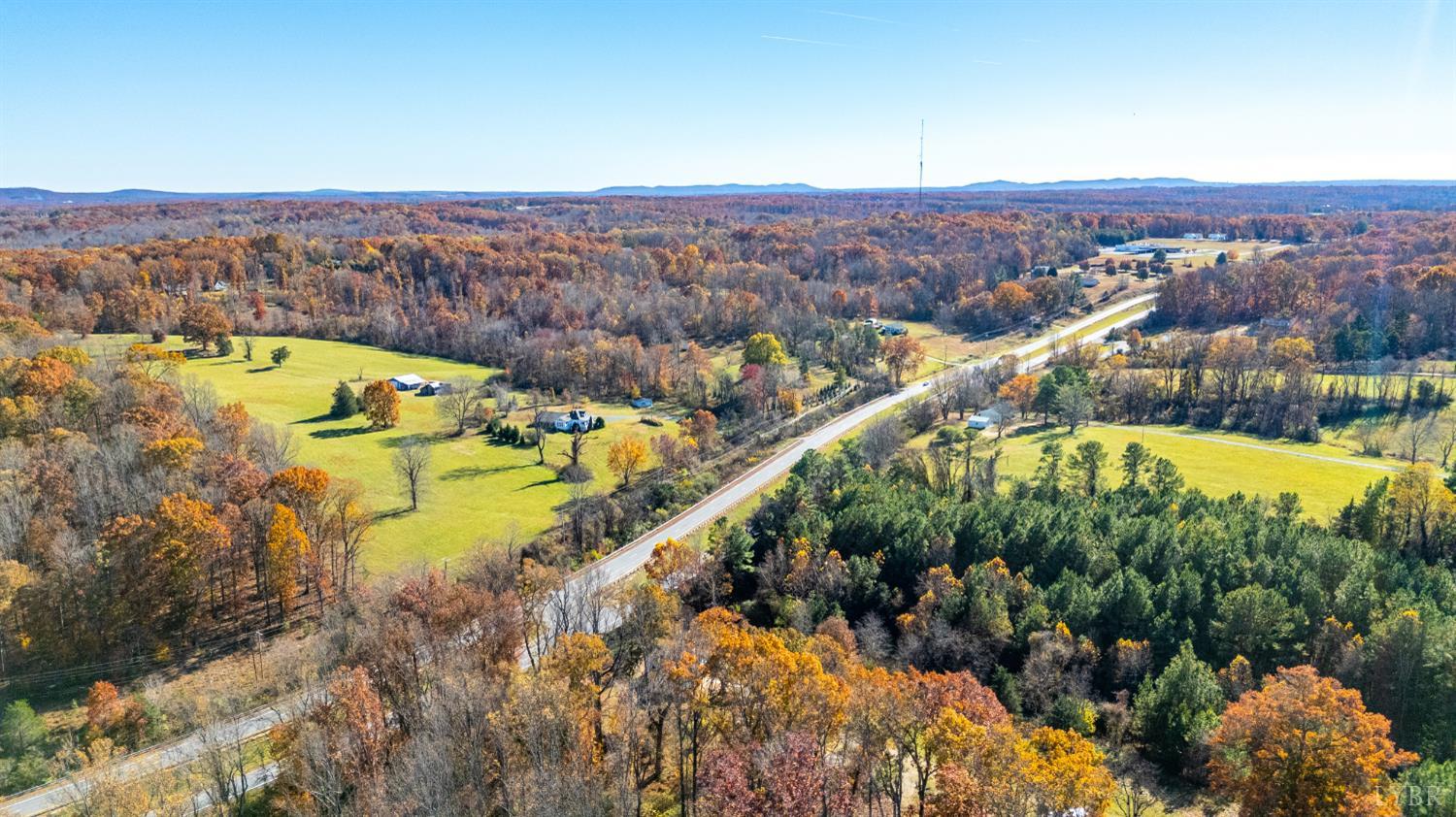 1612 South Amherst Highway Amherst, VA 24521 - Photo 43 of 48 a view of a city
