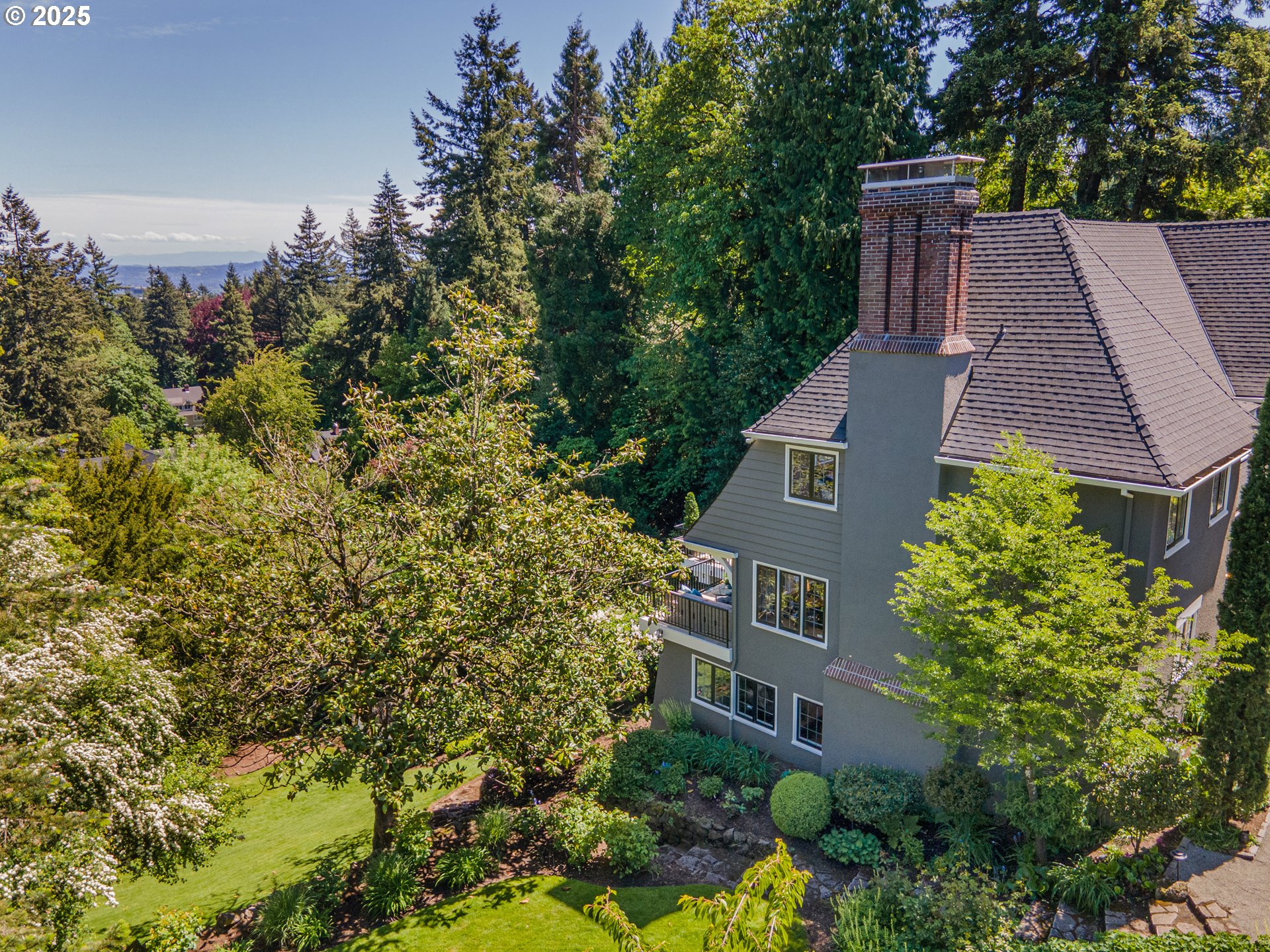 2624 Southwest Talbot Road Portland, OR 97201 - Photo 38 of 48 an aerial view of a house